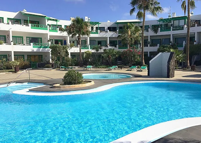 Reby Bastian * Costa Teguise