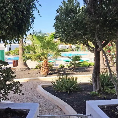 Reby Bastian Costa Teguise